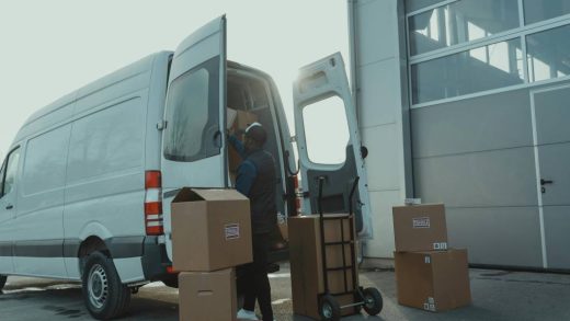 Comparer plusieurs devis de déménagement : les critères essentiels